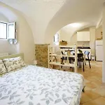 Apartment Lovely In