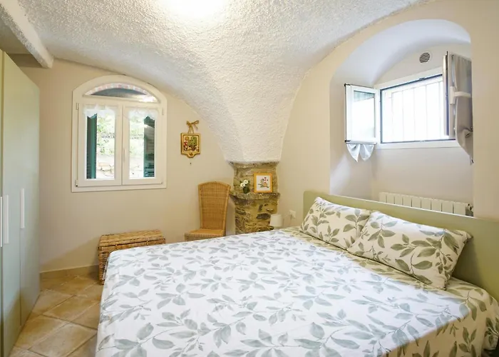 Lovely In